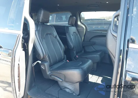 2025 Chrysler Pacifica Select z USA, uszkodzony, nr VIN 2C4RC1BG9SR557951